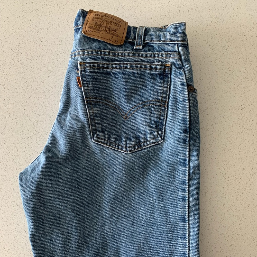 Levi’s orange tab 550